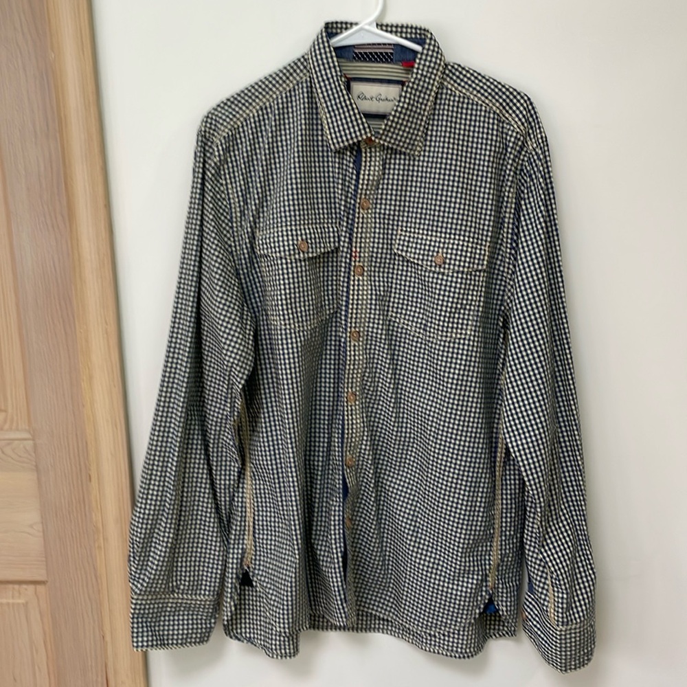 Robert Graham XL shirt